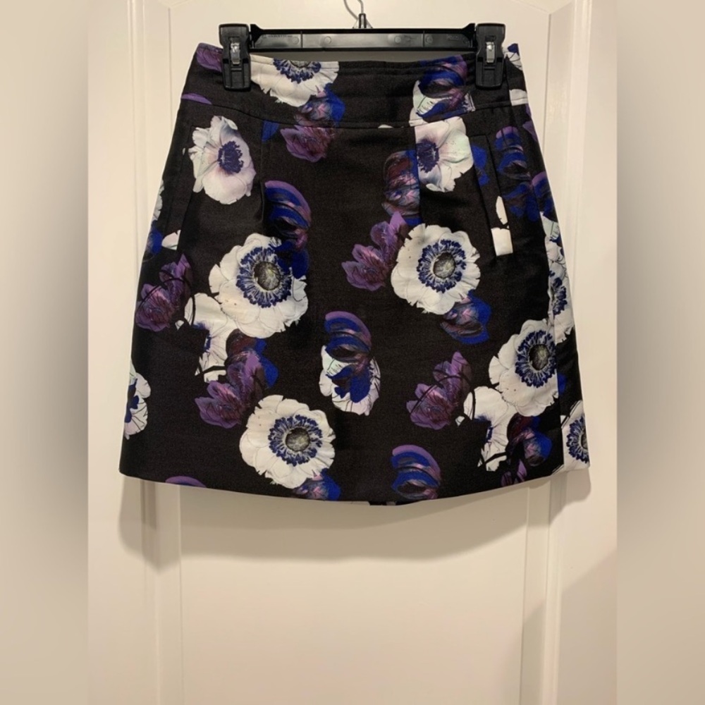 J.Renee Black and Purple Floral Mini Skirt